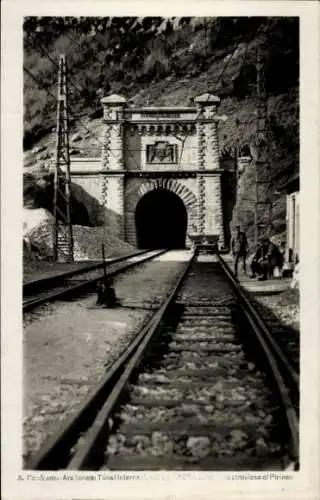 Ak Canfranc Aragonien, Bahnhof, Tunnel, Soldaten