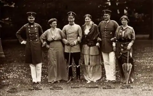 Ak Kronprinz Wilhelm von Preußen, Cecilie, Prinz August Wilhelm, Eitel Friedrich, Prinzessinnen