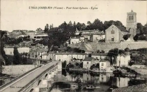 Ak L'Isle Jourdain Vienne, Pont Saint-Sylvain, Kirche