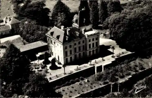 Ak Chasseneuil sur Bonnieure Charente, Schloss, Luftaufnahme