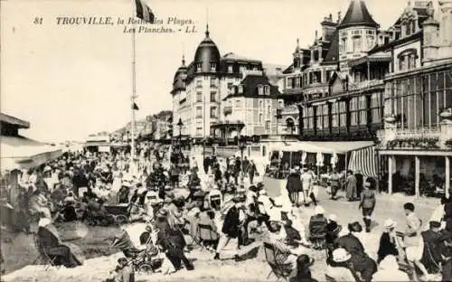 Ak Trouville Reine des Plages Calvados,  Les Planches