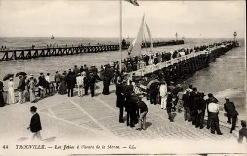 Ak Trouville sur Mer Calvados, Les Jetees a l'heure de la Maree