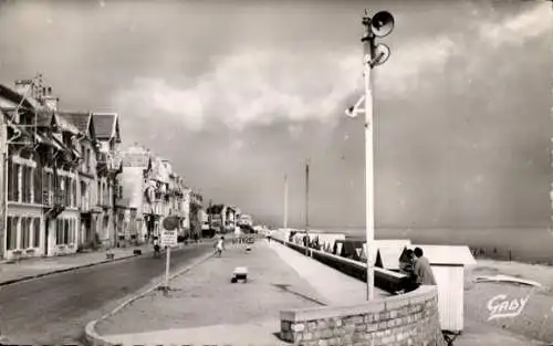 Ak Langrune sur Mer Calvados, Promenade