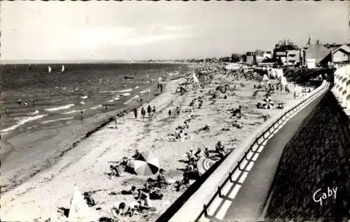 Ak Lion sur Mer Calvados, Strand