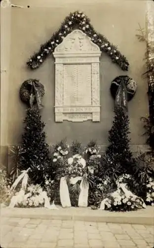 Foto Ak Ramberg in der Pfalz, Kriegerdenkmal, August 1925