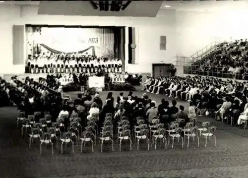 Set von 23 Fotos Sport und Mehrzweckhalle Wismar Jugendweihe 1973