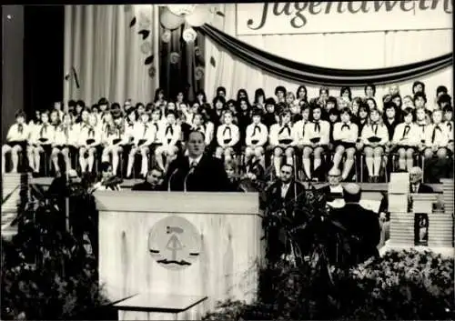 Set von 23 Fotos Sport und Mehrzweckhalle Wismar Jugendweihe 1973