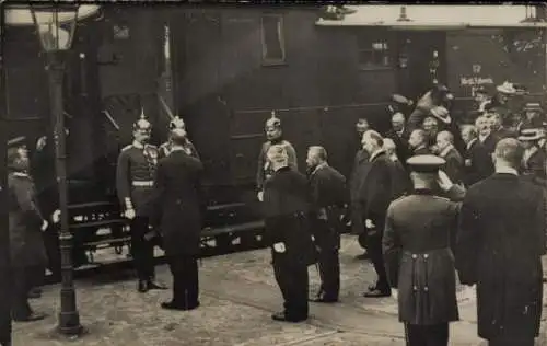 Foto Ak Adel Preußen, Bahnhof, Eisenbahn Mecklenburg-Schwerin