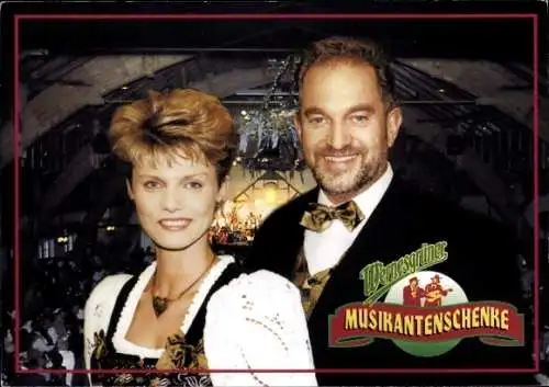 Ak Sänger Manuela Wolf und Rienhard Mirmseker, Portrait, Autogramm, Wernesgrüner Musikantenschenke