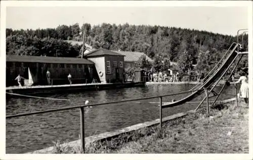 Ak Bockau im Erzgebirge, Freibad, Wasserrutsche