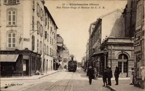 Ak Villefranche sur Saône Rhône, Rue Victor-Hugo, CFB-Station