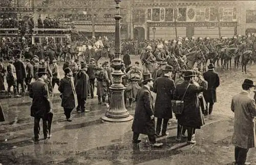 Ak Paris, 1. Mai 1906, Place du Chateau d’Eau, Reporter, Fotografen