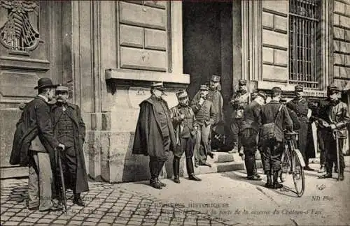 Ak Paris, 1. Mai 1906, General, Porte de la Barracks du Chateau d’Eau