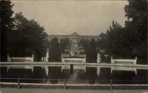 Foto Ak Potsdam, Schloss Sanssouci, Parkanlage, Treppen