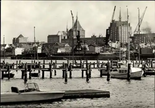 Ak Hansestadt Rostock, Teilansicht, Hafen