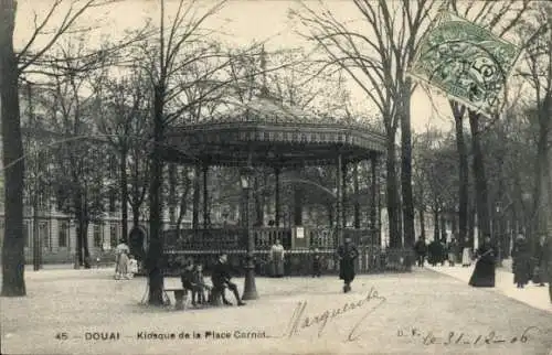 Ak Douai Nord, Place Carnot Kiosk