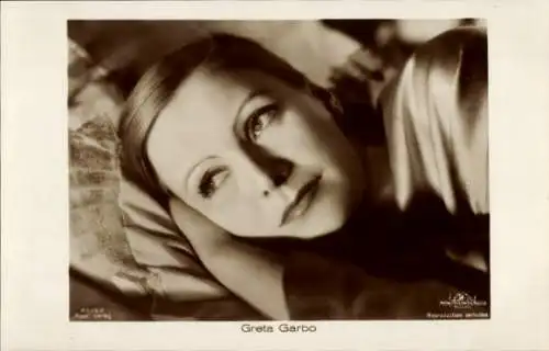 Ak Schauspielerin Greta Garbo, Portrait, Ross Verlag, 4526/2