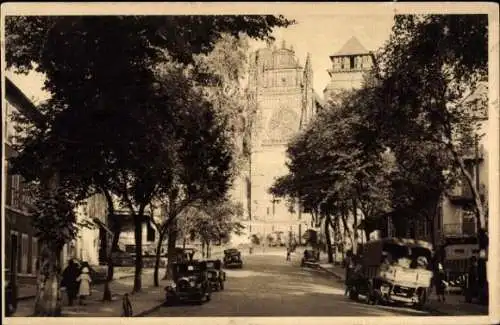 Ak Rodez Aveyron, Avenue Victor-Hugo, Cathedrale