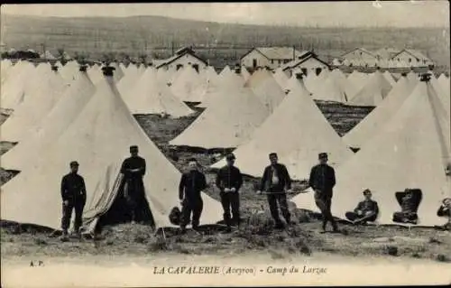 Ak La Cavalerie Aveyron, vue générale du Camp du Larzac