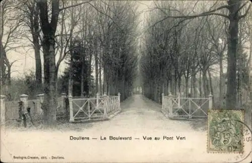 Ak Doullens Somme, Le Boulevard, Pont Vert