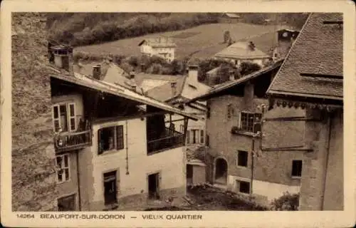 Ak Beaufort-sur-Doron Savoie, Altstadt