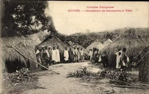 Ak Tibili Guinea, vue générale d'un Campement de manoeuvres