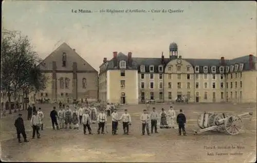 Ak Le Mans Sarthe, 26 Regiment d'Artillerie, Cour de Quartier