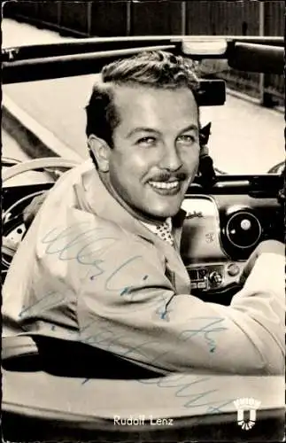 Ak Schauspieler Rudolf Lenz, Portrait in einem Automobil, Försterliesel, Autogramm