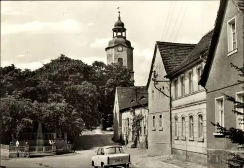 Ak Wickerstedt Bad Sulza, Straßenpartie, Glockenturm, Trabant