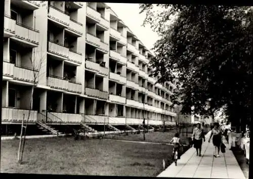 Ak Nordhausen am Harz, Ernst Thälmann Straße, Plattenbau