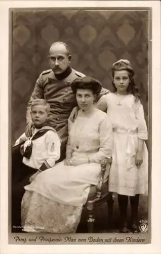 Ak Prinz und Prinzessin Max von Baden mit ihren Kindern, Maria-Luise von Hannover-Cumberland