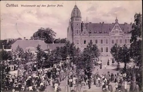 Ak Cottbus in der Niederlausitz, Wochenmarkt auf dem Berliner Platz