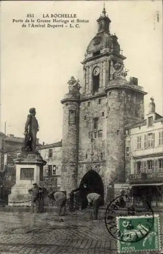 Ak La Rochelle Charente Maritime, Porte de la Grosse Horloge, Statue de l'Admiral Duperre