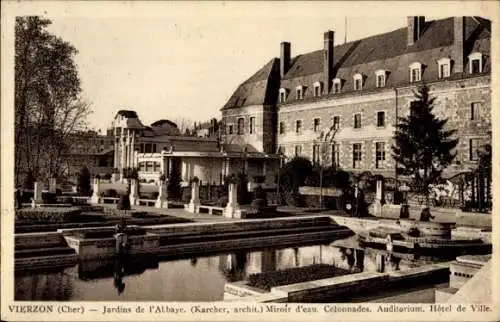 Ak Vierzon Cher, Jardins de l'Abbaye, Miroir d'eau, Colonnades, Auditorium, Hotel de Ville