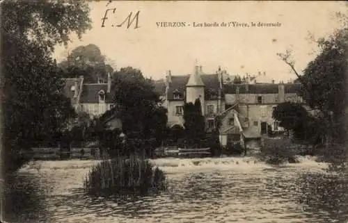 Ak Vierzon Cher, Les bords de l'Yevre, Le deversoir