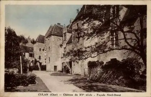 Ak Culan Cher, Schloss