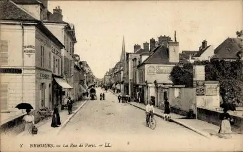 Ak Nemours Seine-et-Marne, La Rue de Paris