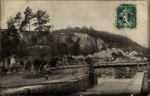 Ak Souppes sur Loing Seine et Marne, Teilanischt, Brücke