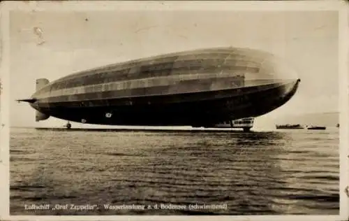 Ak Luftschiff Graf Zeppelin, Wasserlandung, Bodensee