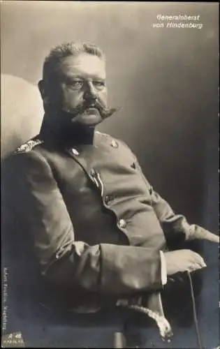 Ak Generaloberst Paul von Hindenburg, Portrait in Uniform