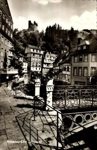 Ak Monschau Montjoie in der Eifel, Teilansicht, Brücke, Fachwerkhäuser