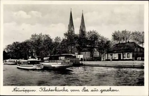 Ak Neuruppin in Brandenburg, Klosterkirche, Blick vom See