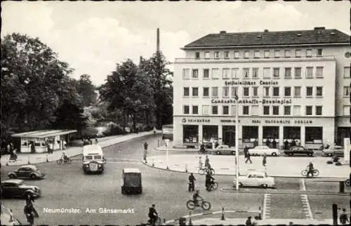 Ak Neumünster in Holstein, Am Gänsemarkt, Geschäftshaus, Bus