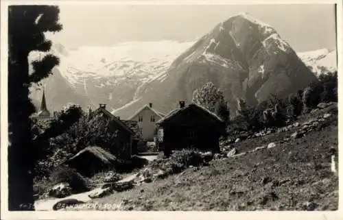 Ak Sogn Balholmen Norwegen, Ortsansicht, Häuser, Berge