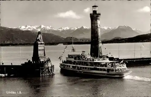 Ak Lindau am Bodensee Schwaben, Hafeneinfahrt