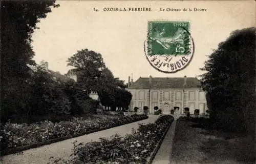 Ak Ozoir la Ferrière Seine et Marne, Le Chateau de la Doutre