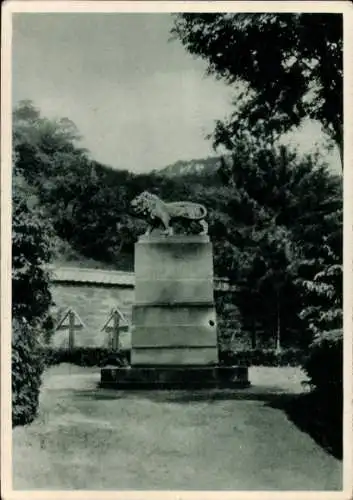 Ak Munster Münster Elsass Haut Rhin, Denkmal auf deutschem Militär-Friedhof