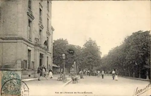 Ak Ville Évrard Son Saint Denis, Blick auf die Allee