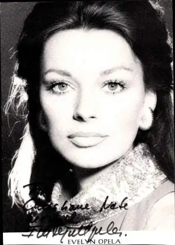 Ak Schauspielerin Evelyn Opela, Portrait, Autogramm