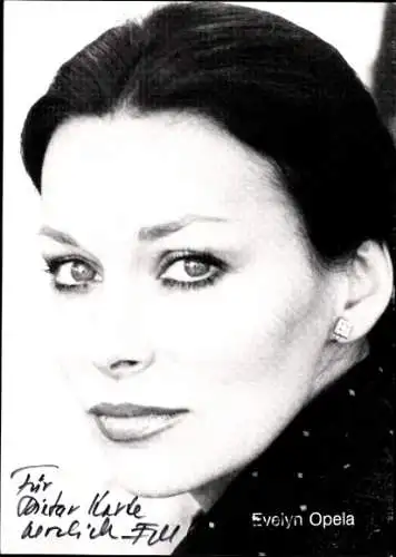 Ak Schauspielerin Evelyn Opela, Portrait, Autogramm